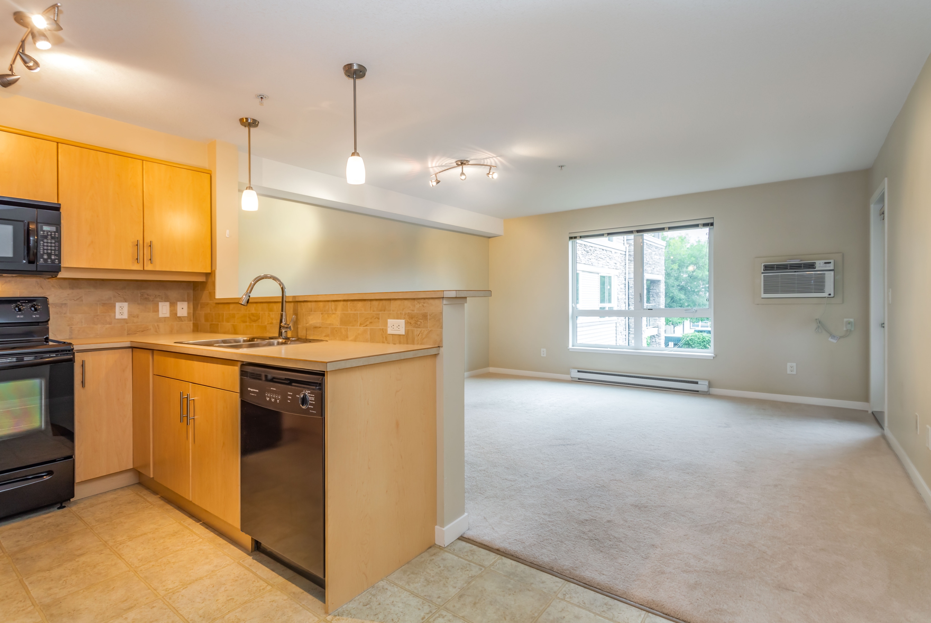 2101-325 McIntosh Road - 2101