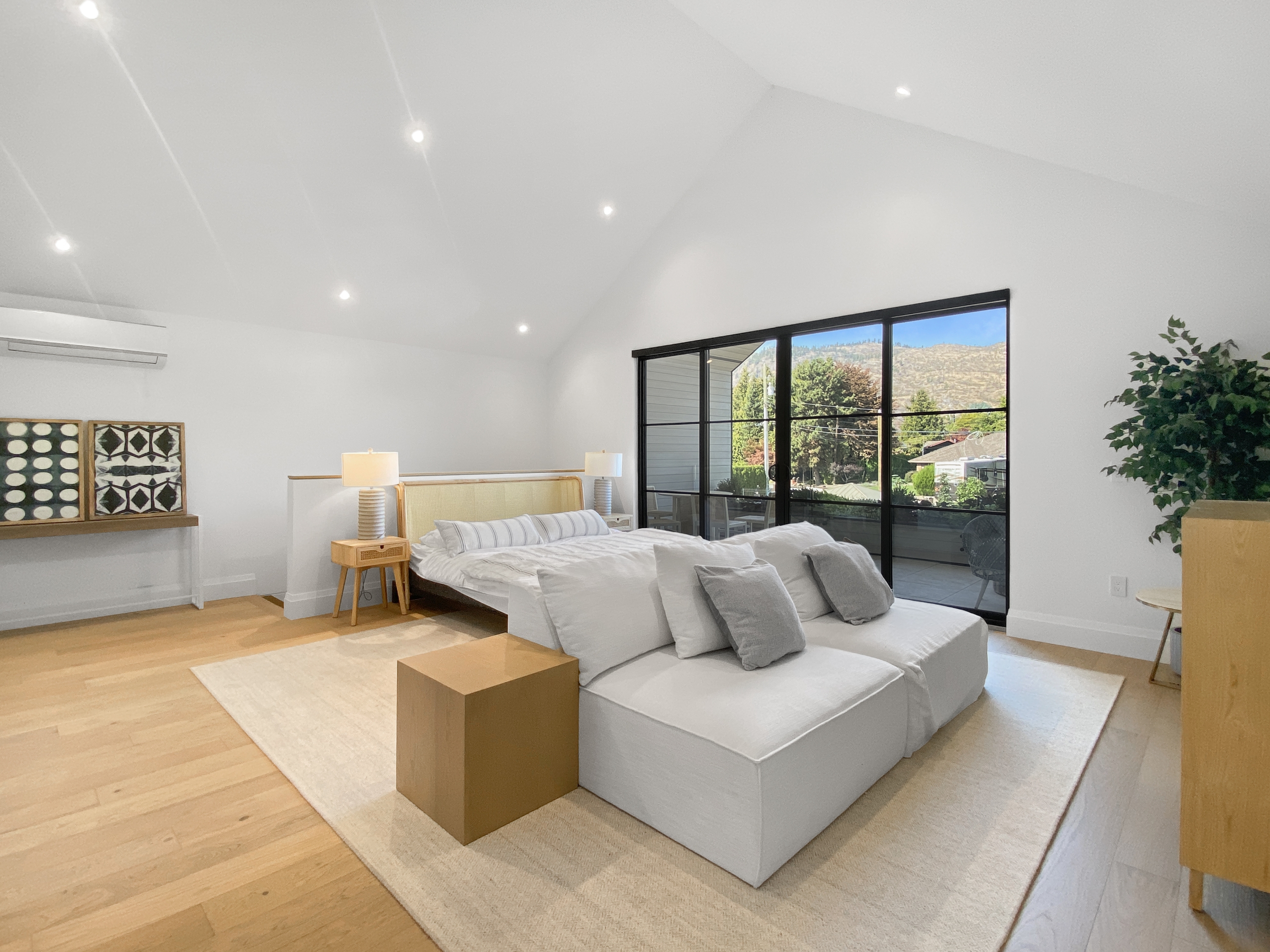 2377 George Court