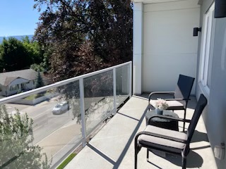 880 Saucier Avenue - PH#7